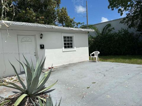 Tiny photo for 685 SW 7th Ter, Dania Beach, FL 33004 (MLS # A12027559)