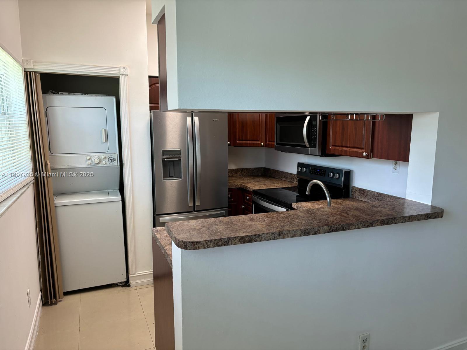 620 Cypress Club Way I13, Deerfield Beach, FL, 33064/$240,000 4 620 Cypress Club Way I13