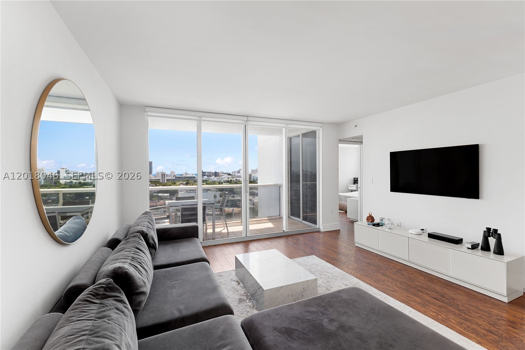 1800 Sunset Harbour Dr 1601