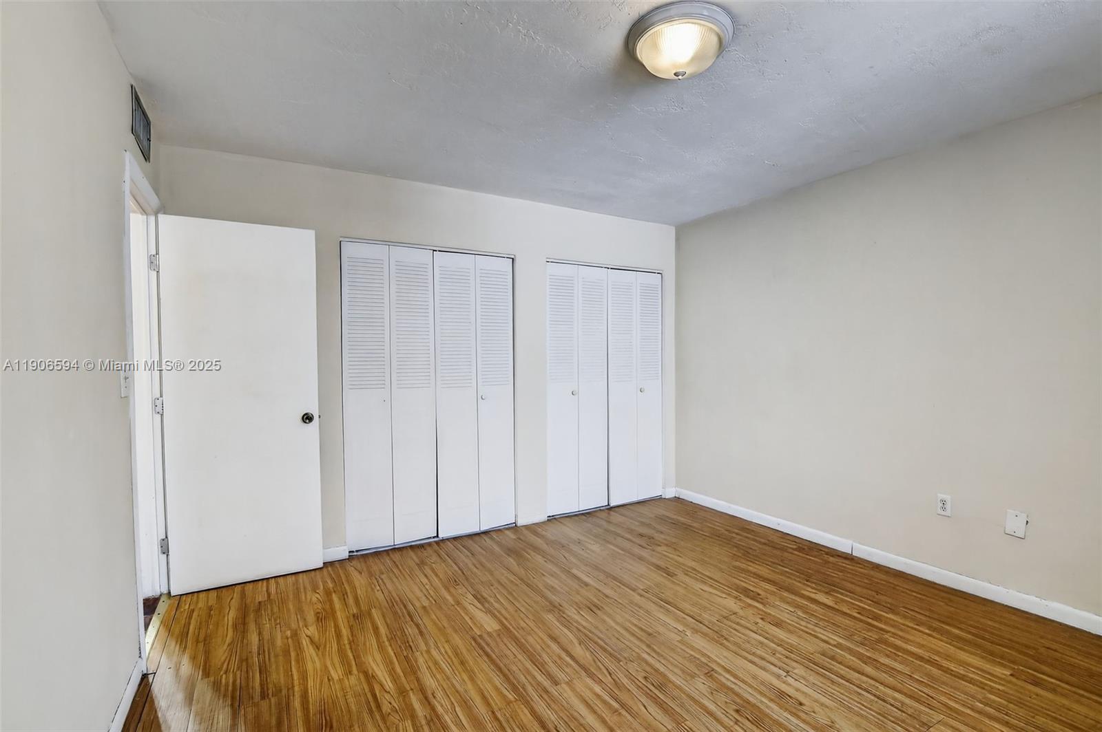 OXFORD COURT CONDO - Residential