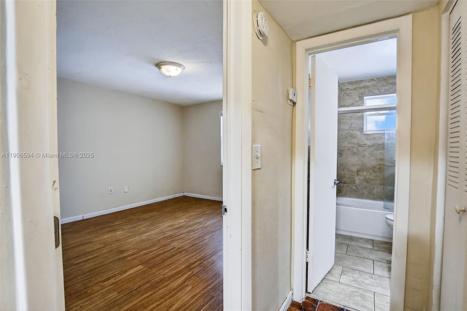 OXFORD COURT CONDO - Residential