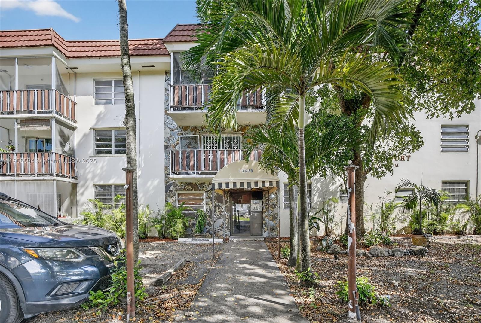 View photos, virtual tours, details... 13655 NE 10th Ave 308