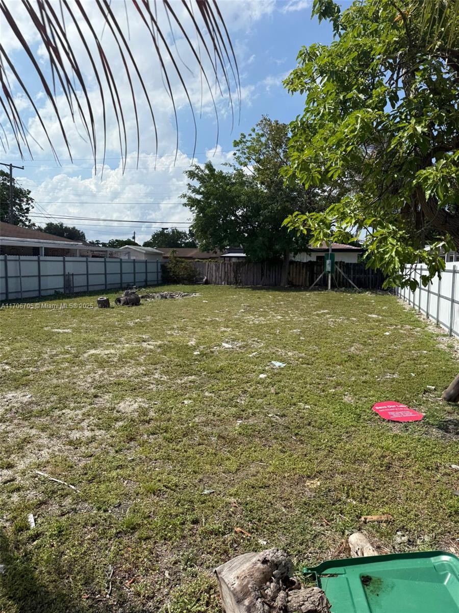 1119 NW 105th Ter