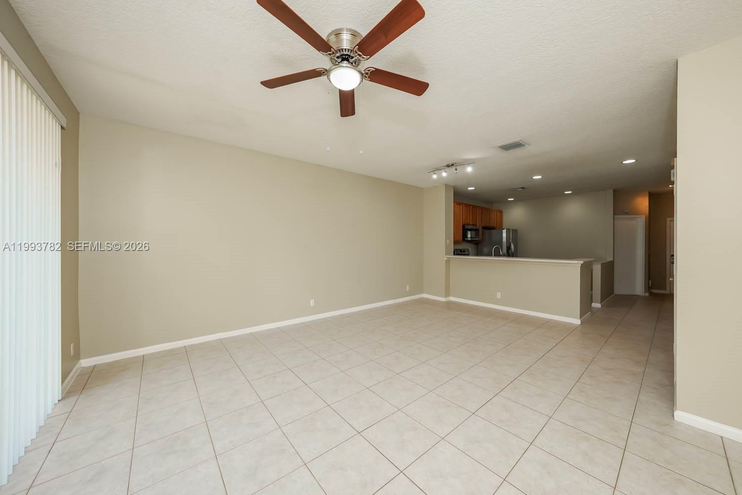 MELROSE PUD VERONA LAKES - Residential Lease