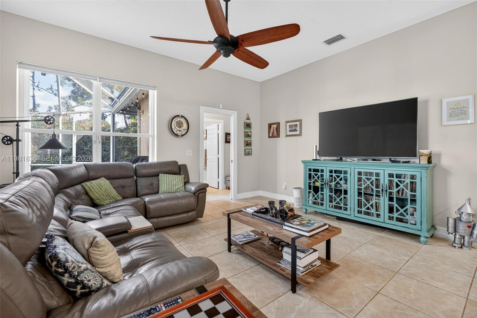 THE ARBORS - Residential