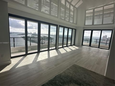 555 NE 15th St TS-A Miami FL 33132