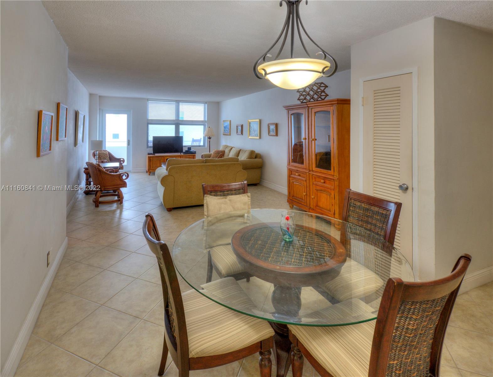 FOUR WINDS CONDO - Residential