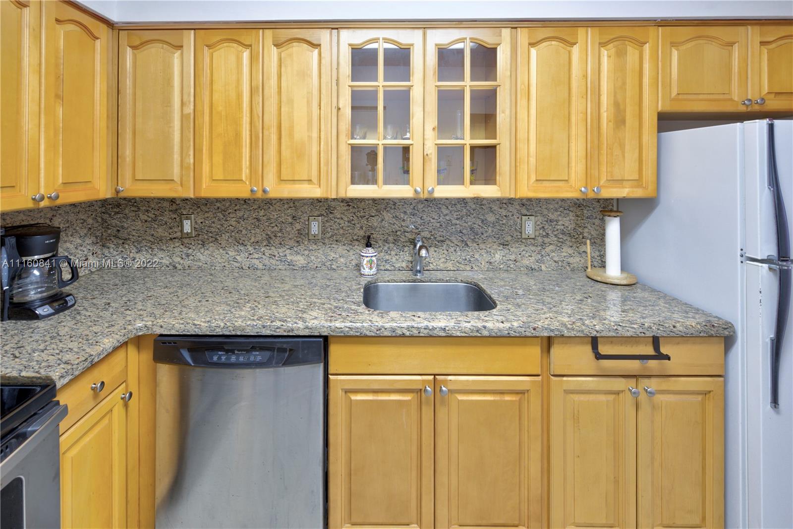 FOUR WINDS CONDO - Residential