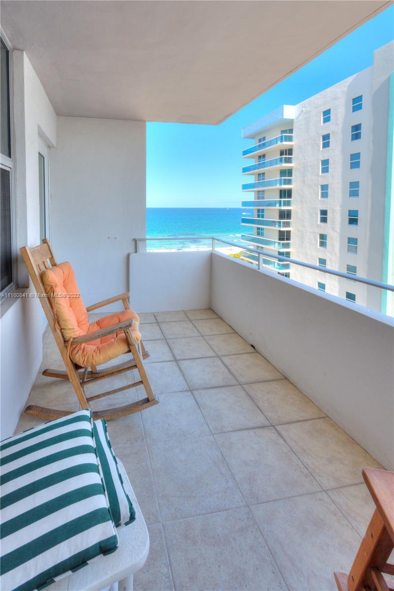 FOUR WINDS CONDO - Residential