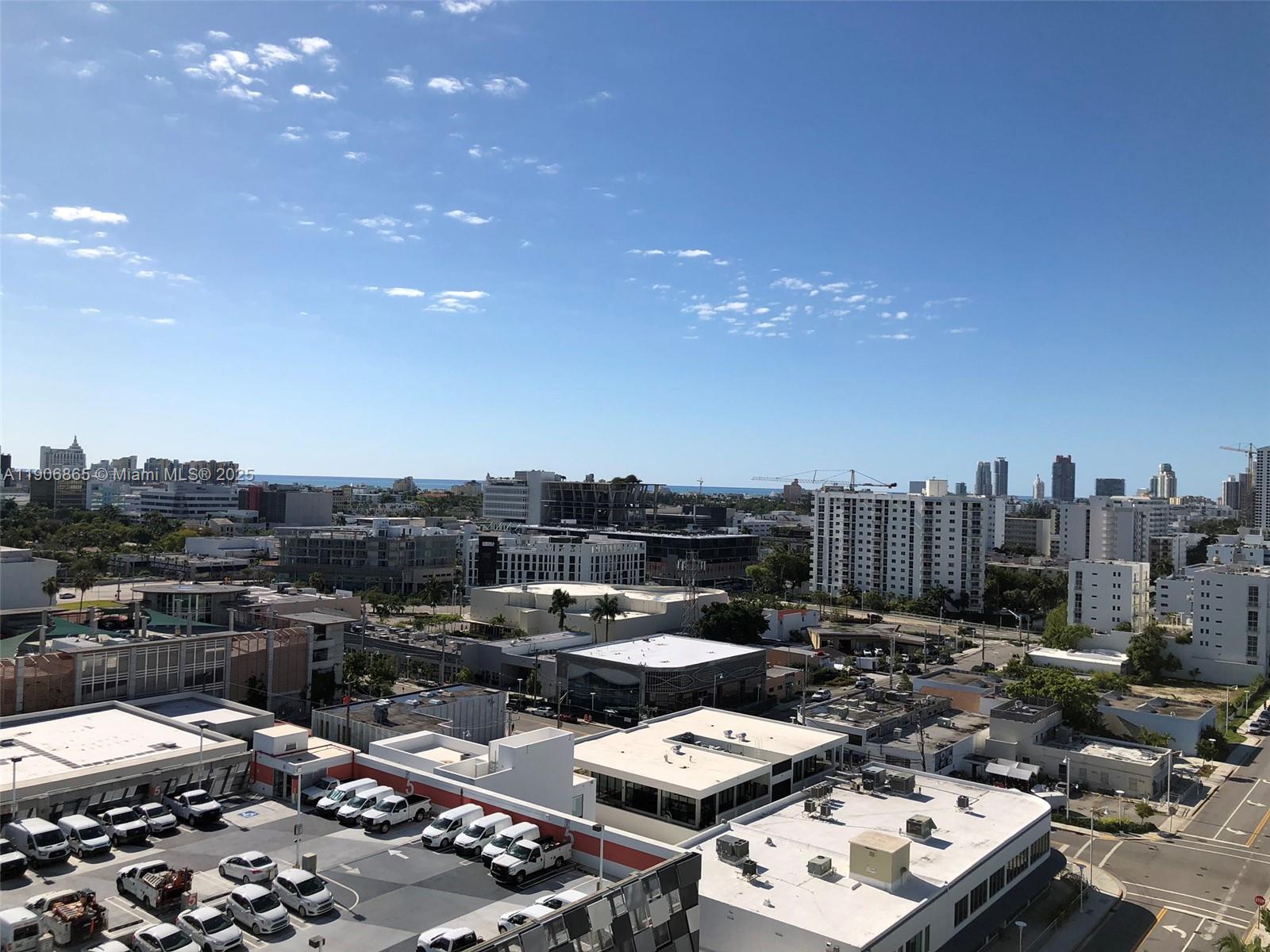 SUNSET HARBOUR SOUTH COND - Residential