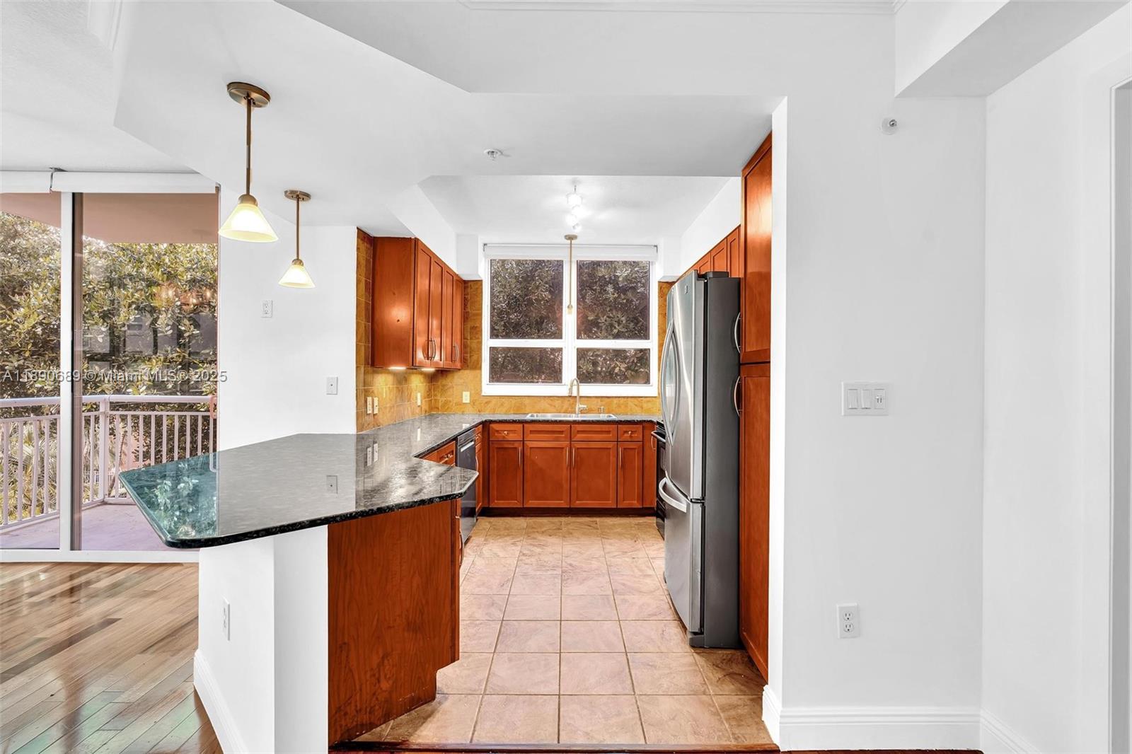 CITE CONDO - Residential