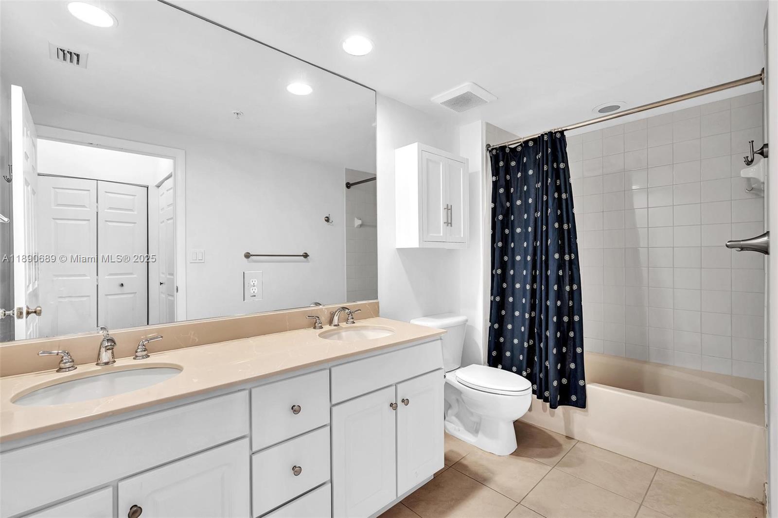 CITE CONDO - Residential