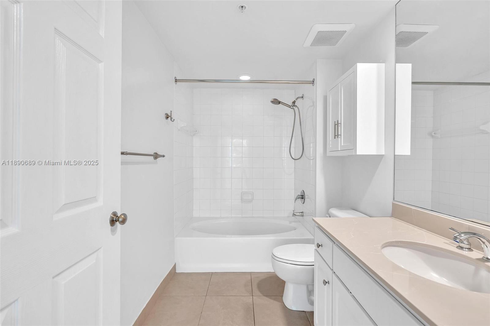 CITE CONDO - Residential