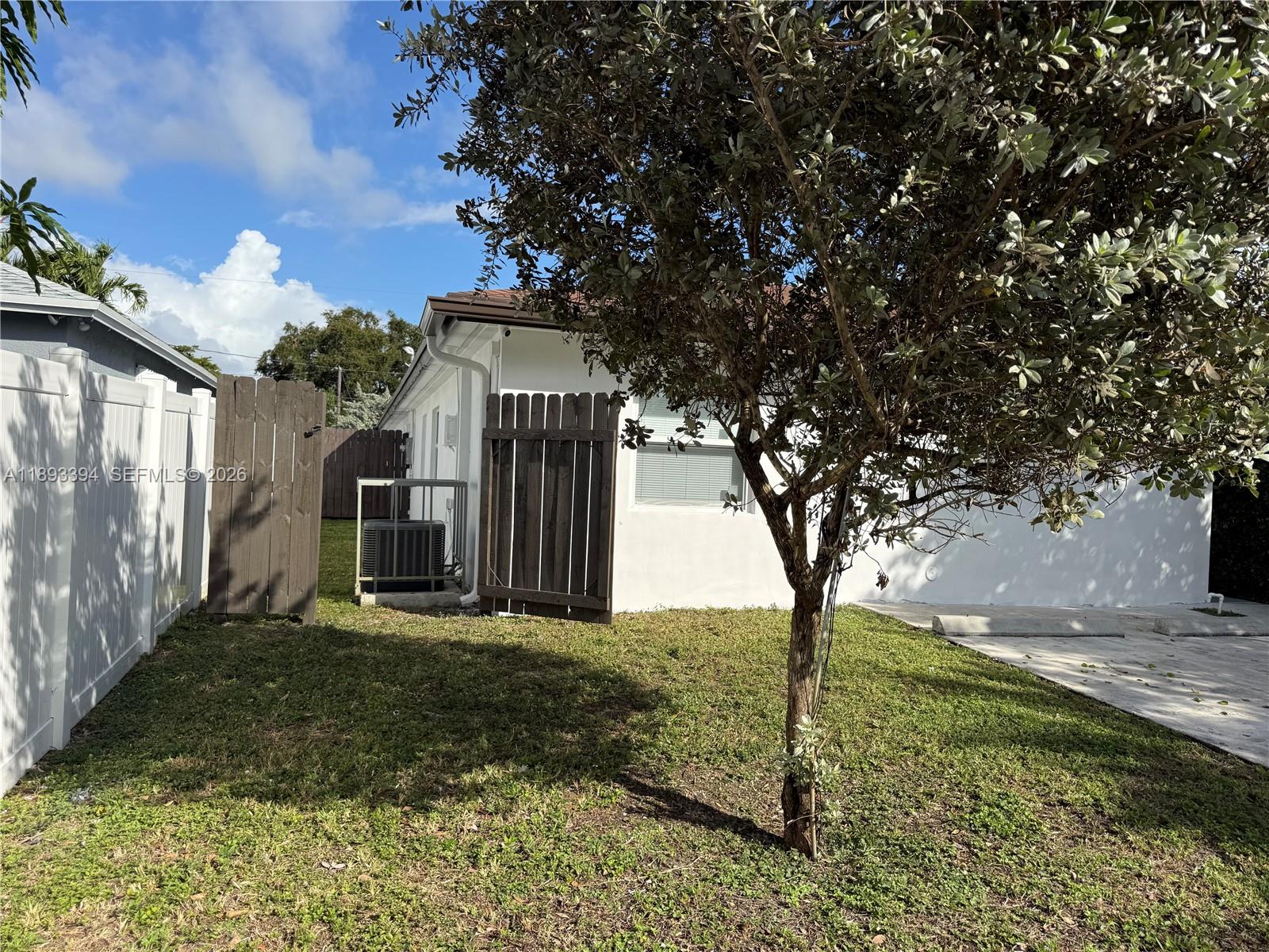 OCEAN PARK - Residential Income