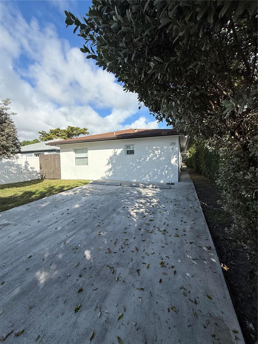 OCEAN PARK - Residential Income