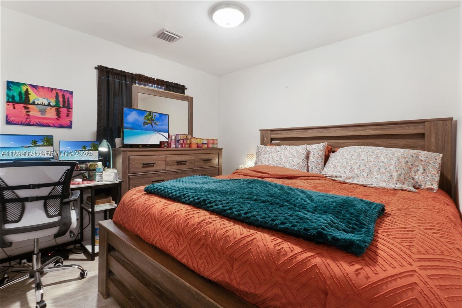 OCEAN PARK - Residential Income