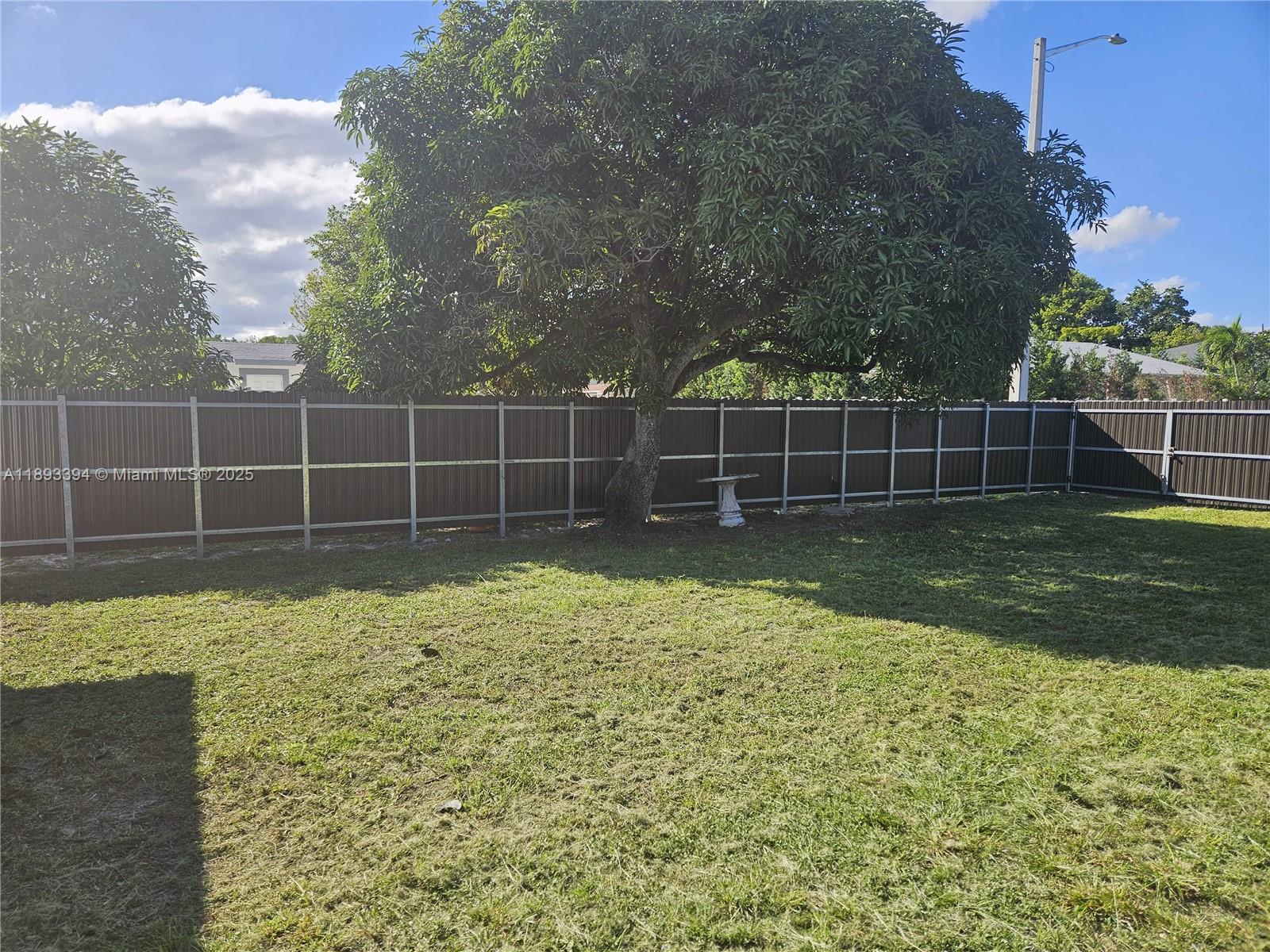 OCEAN PARK - Residential Income