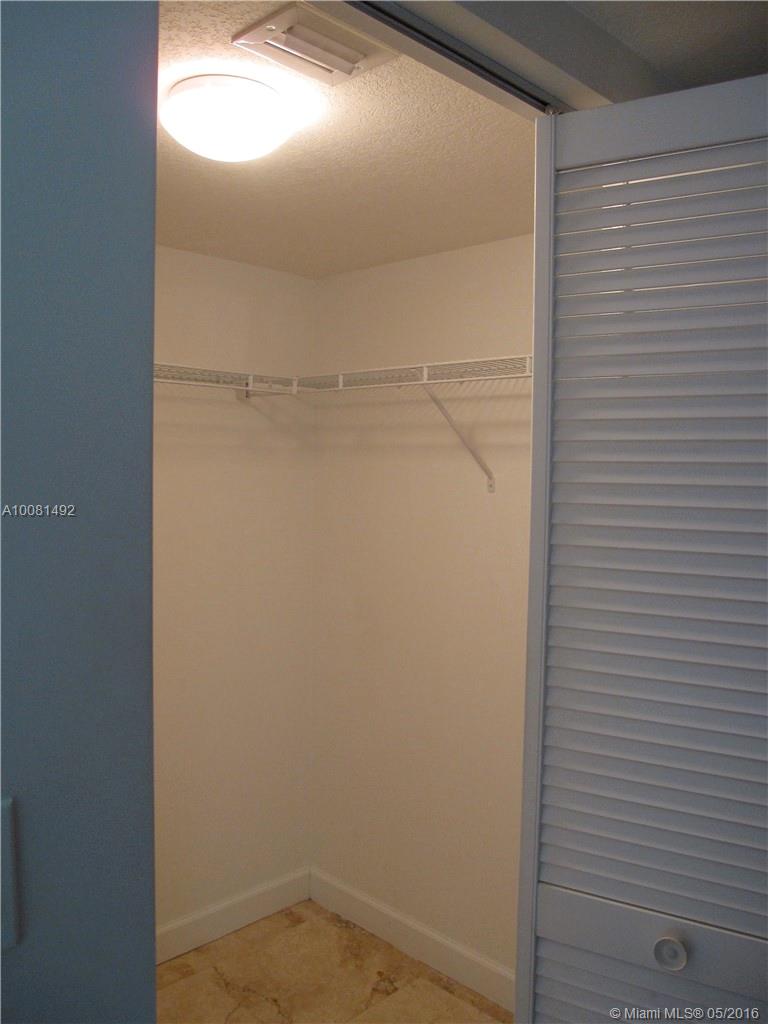 1800 Club - Residential Lease