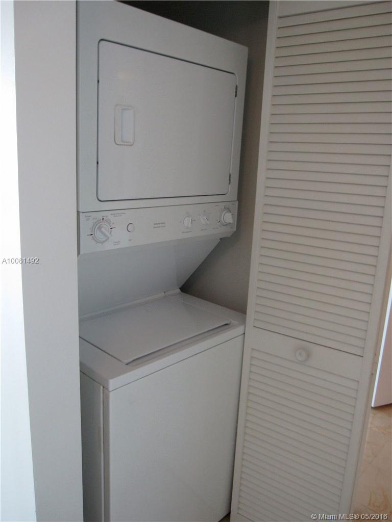 1800 Club - Residential Lease