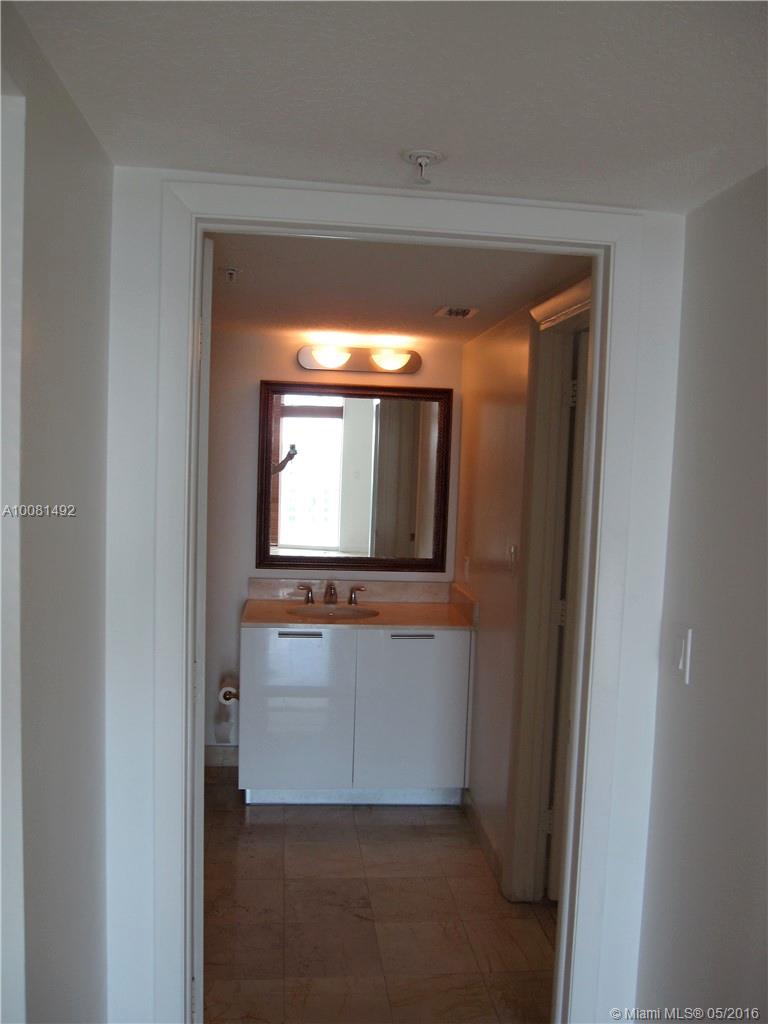 1800 Club - Residential Lease