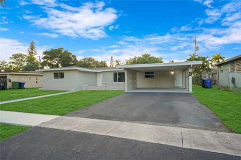 Photo of 1111 SW 39th Ave, Fort Lauderdale, FL 33312 (MLS # A11919283)