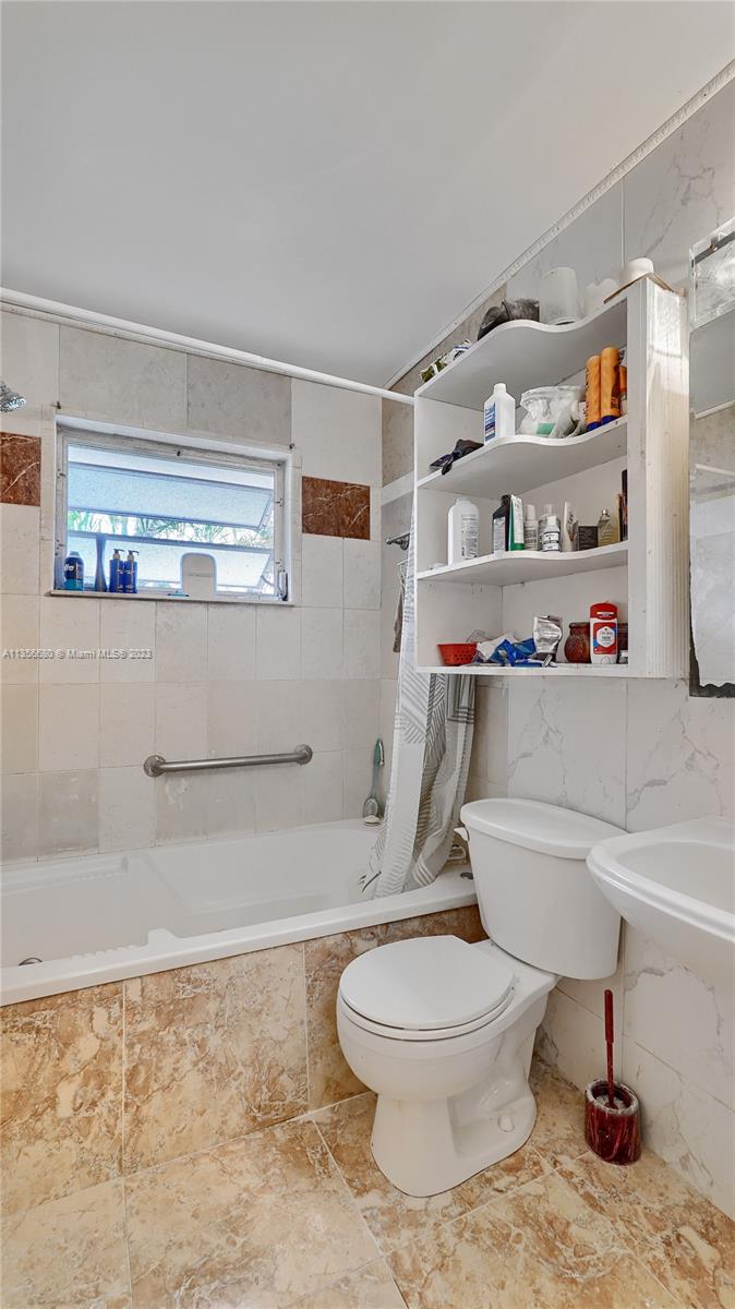 JOE-RON SOUTH CONDO - Residential