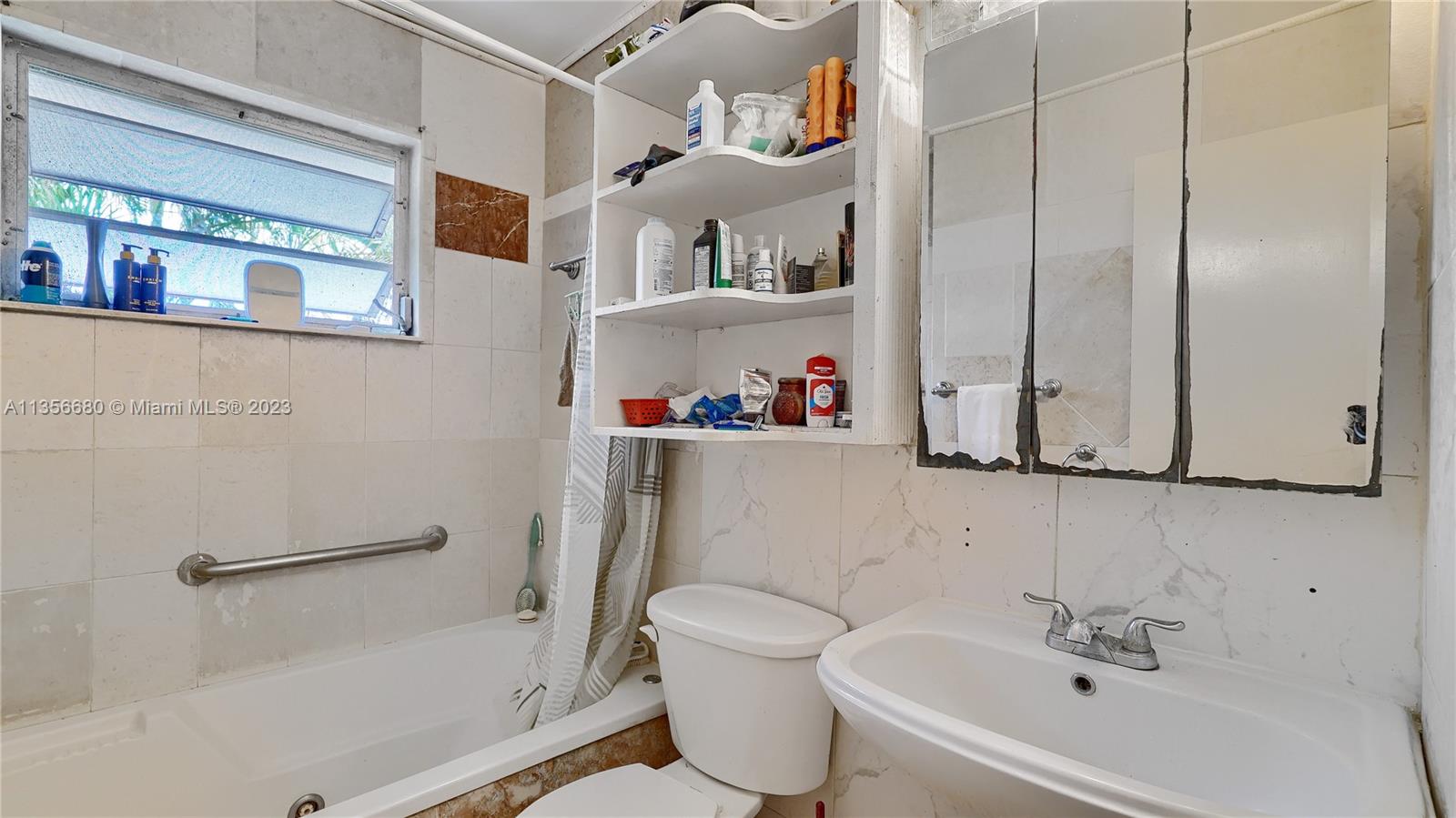 JOE-RON SOUTH CONDO - Residential