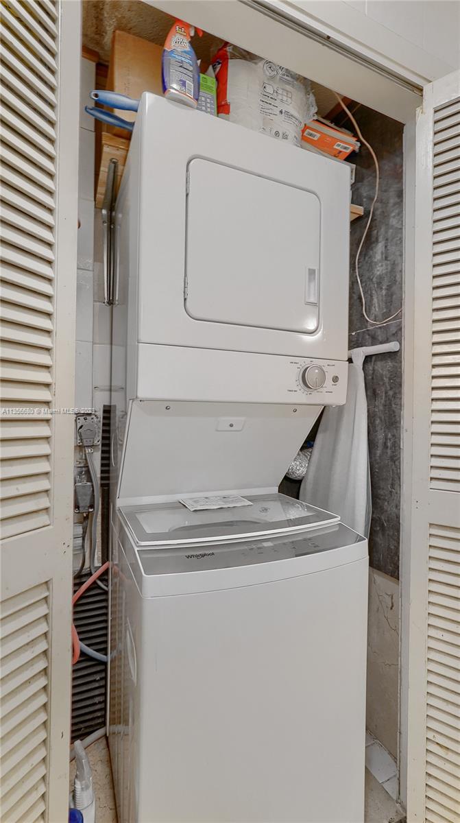 JOE-RON SOUTH CONDO - Residential