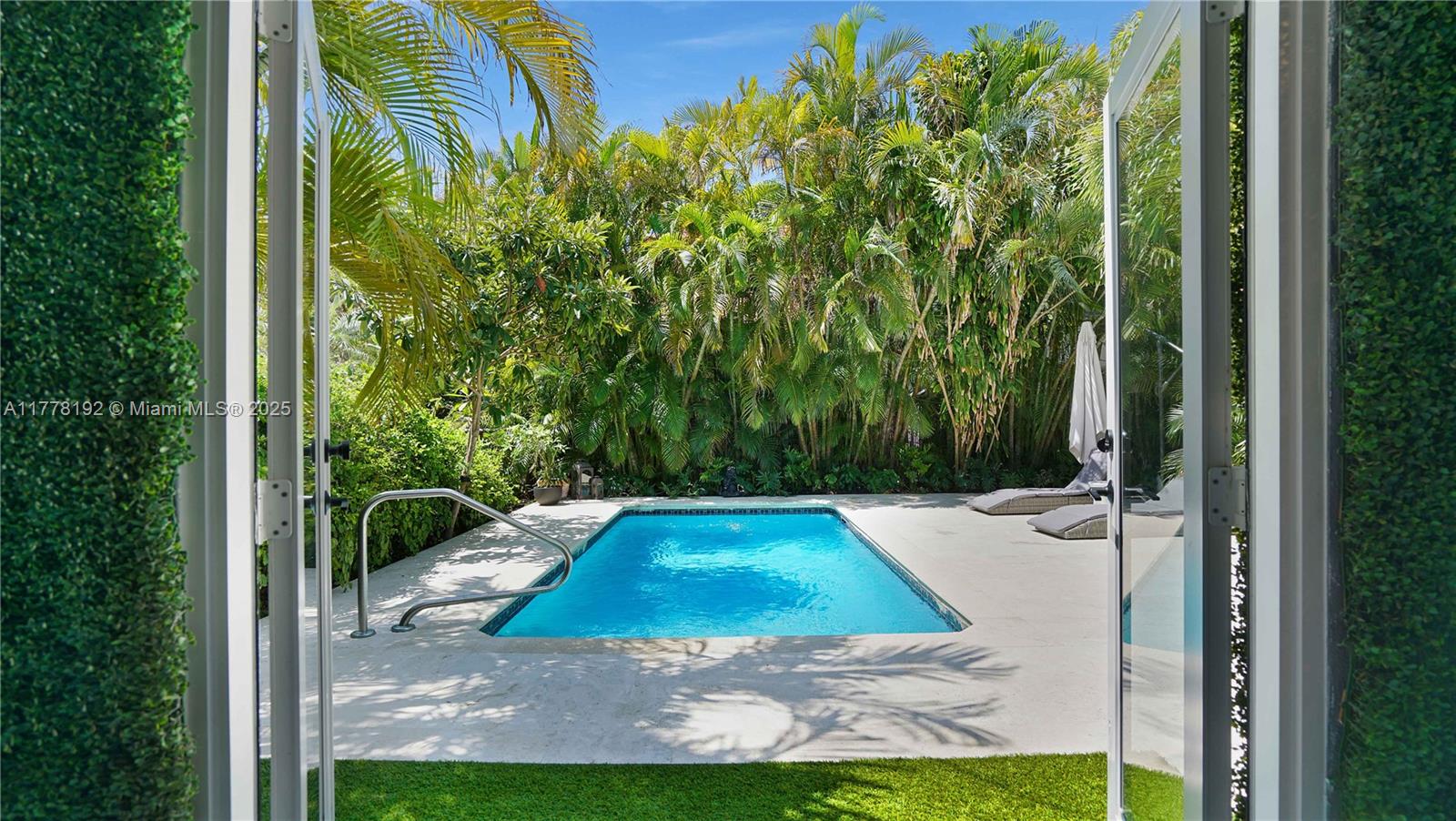 5650 Pine Tree Dr, Miami Beach, Miami-Dade County, Florida - 4 Bedrooms  
4 Bathrooms - 