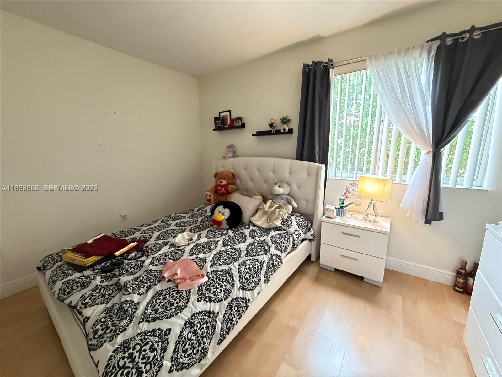 THE SHAMROCK CONDO - Residential