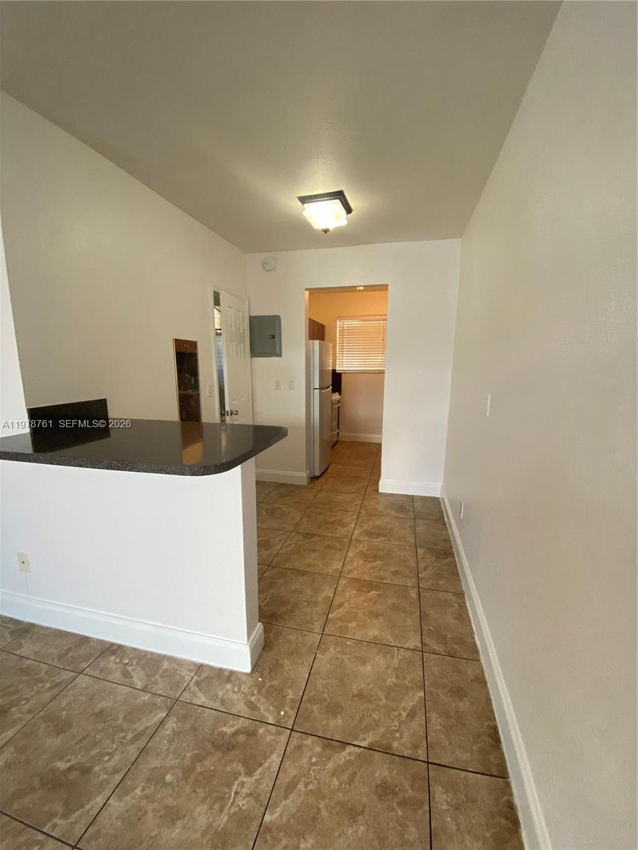 MIMO ON THE BEACH III CON - Residential Lease