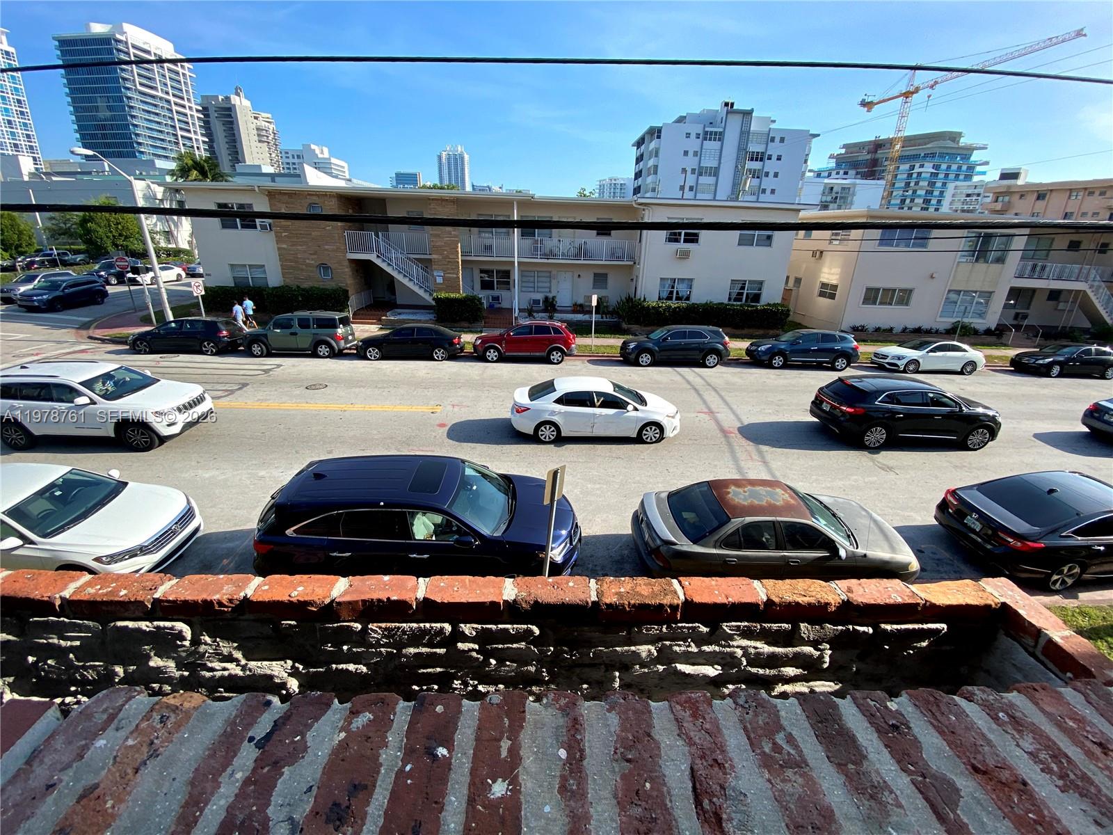 MIMO ON THE BEACH III CON - Residential Lease