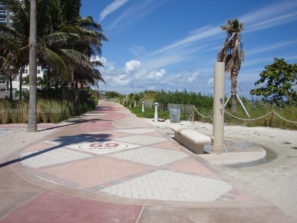 MIMO ON THE BEACH III CON - Residential Lease