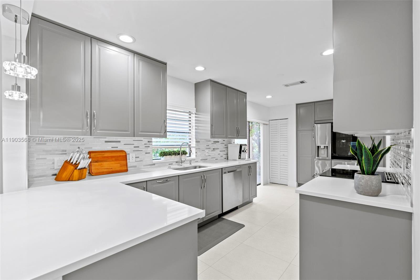 GREENS OF BOCA LAGO CONDO - Residential