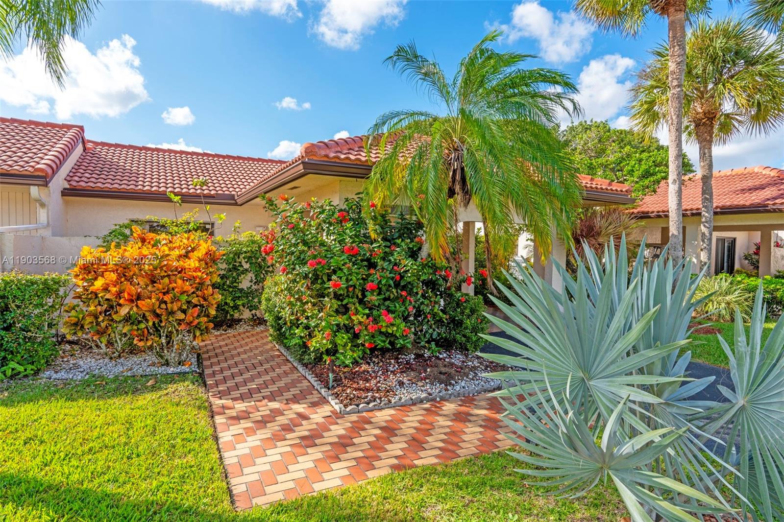 GREENS OF BOCA LAGO CONDO - Residential