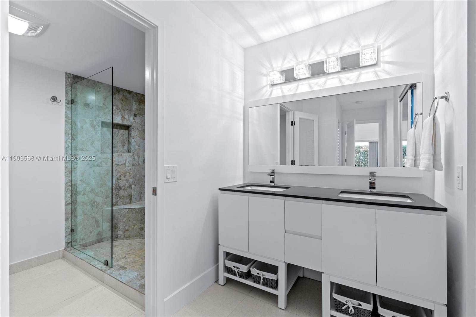 GREENS OF BOCA LAGO CONDO - Residential