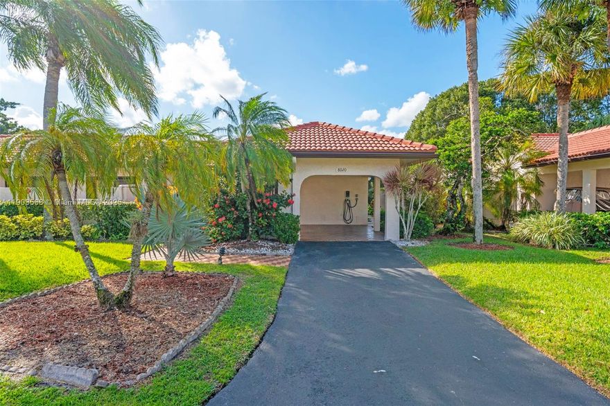 Stunning 2 Bedroom 2 Bathroom villa with 1856 SQ FT Under AC located in the The Green at Boca Lago gated 55+ community. Tastefully remodeled villa with high end appliances and modern finishes with an electric car charger. Community is 24 hour manned gated with convenient access to nearby shopping, dining, parks, medical and highways. Roof is 1 Year Old and was replaced in 2024. Easy to show.