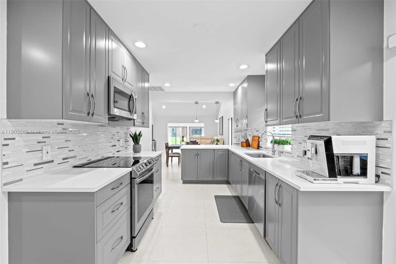 GREENS OF BOCA LAGO CONDO - Residential
