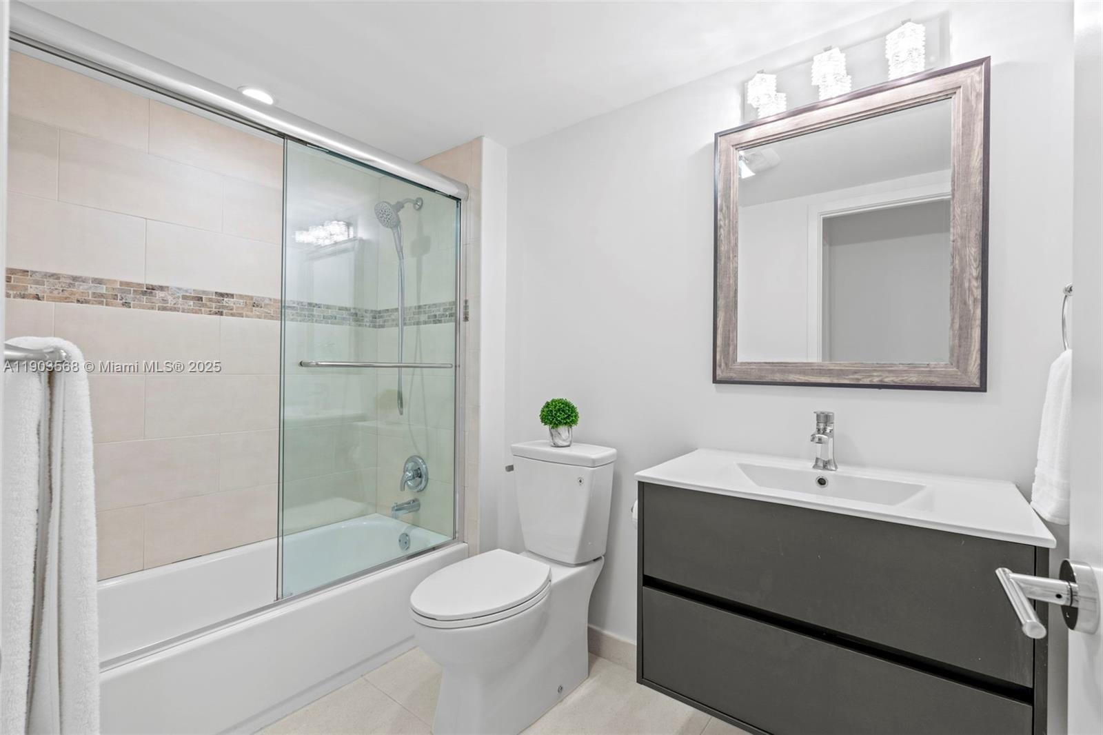 GREENS OF BOCA LAGO CONDO - Residential