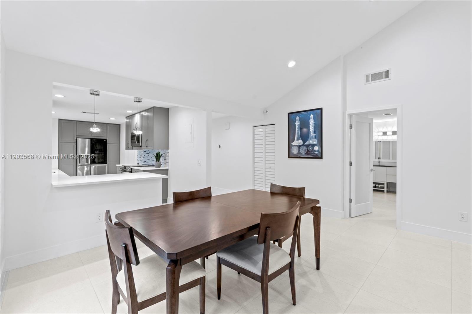 GREENS OF BOCA LAGO CONDO - Residential