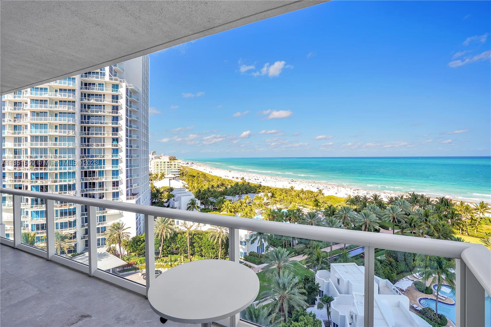 CONTINUUM ON SOUTH BEACH - Residential