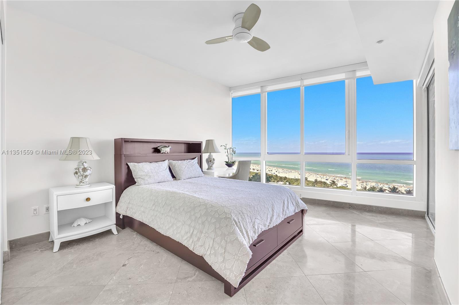 CONTINUUM ON SOUTH BEACH - Residential