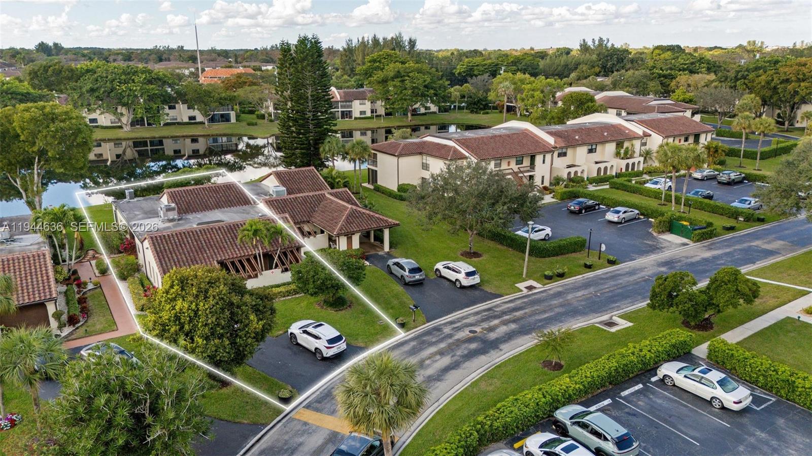 GLADES OF BOCA LAGO CONDO - Residential