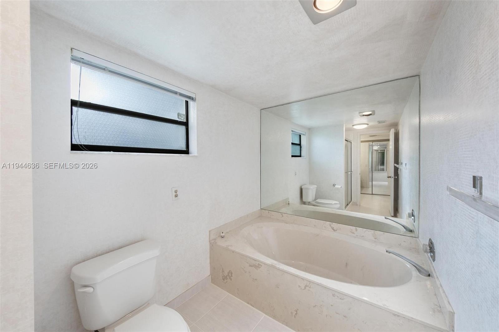 GLADES OF BOCA LAGO CONDO - Residential