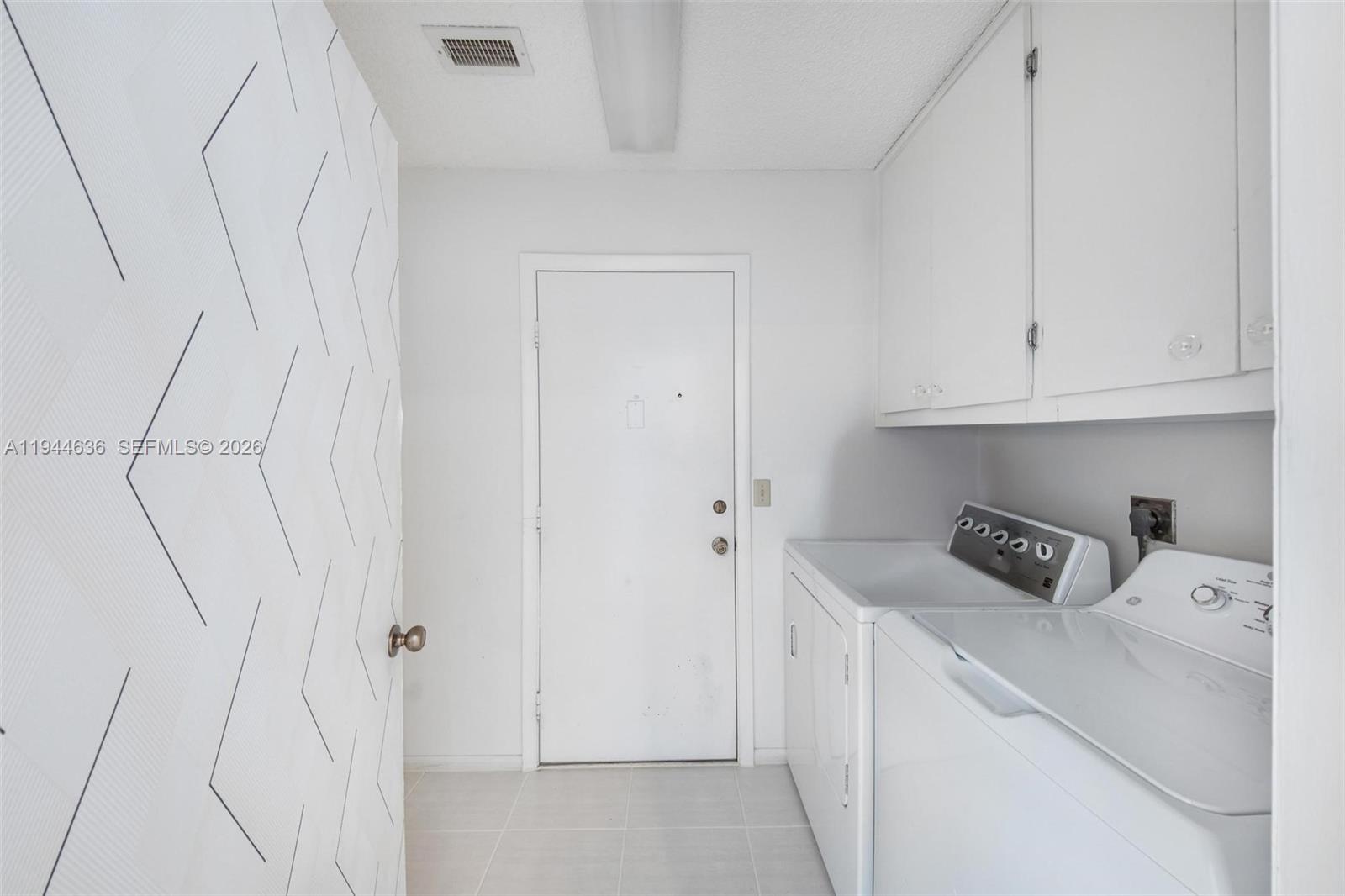 GLADES OF BOCA LAGO CONDO - Residential