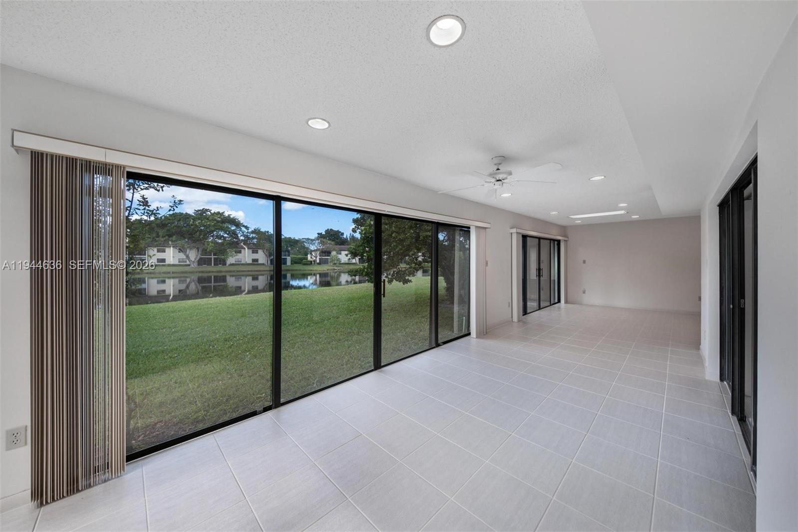 GLADES OF BOCA LAGO CONDO - Residential