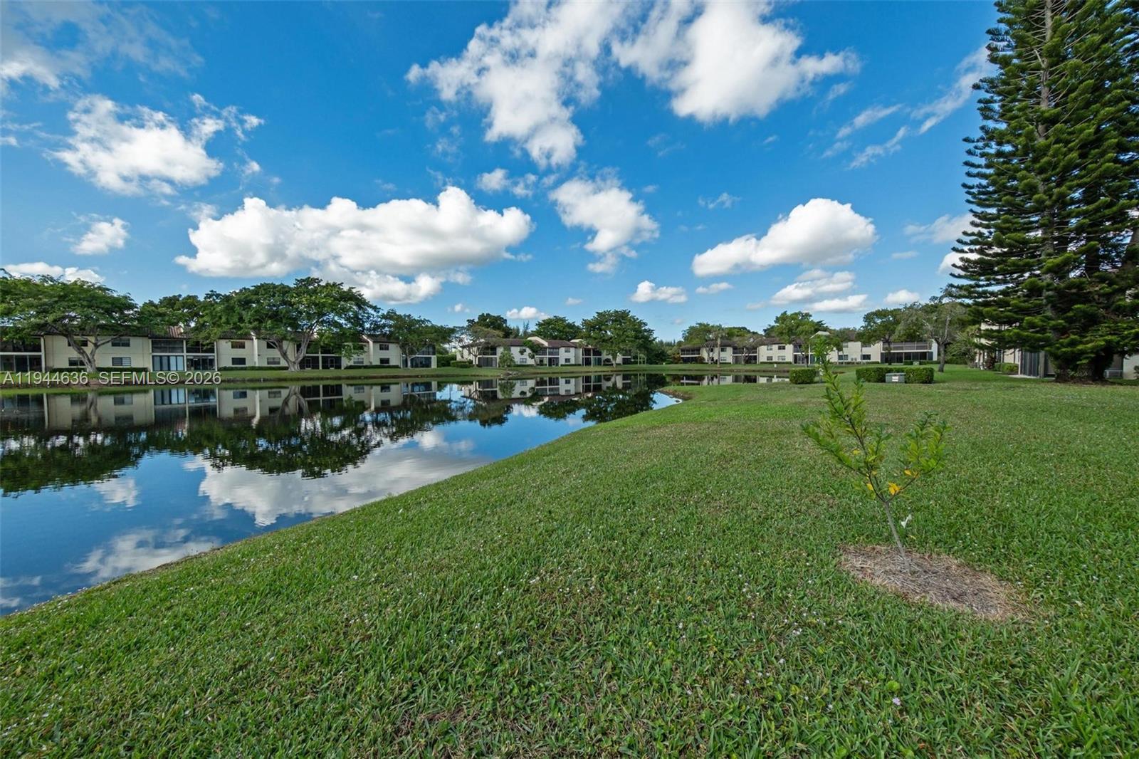 GLADES OF BOCA LAGO CONDO - Residential