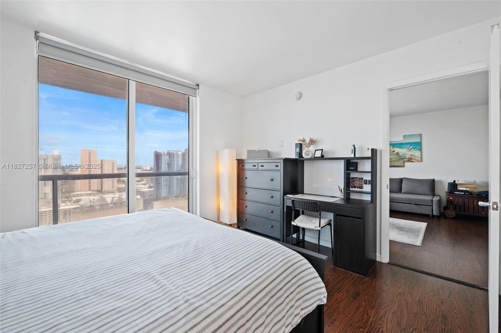 50 BISCAYNE CONDO - Residential