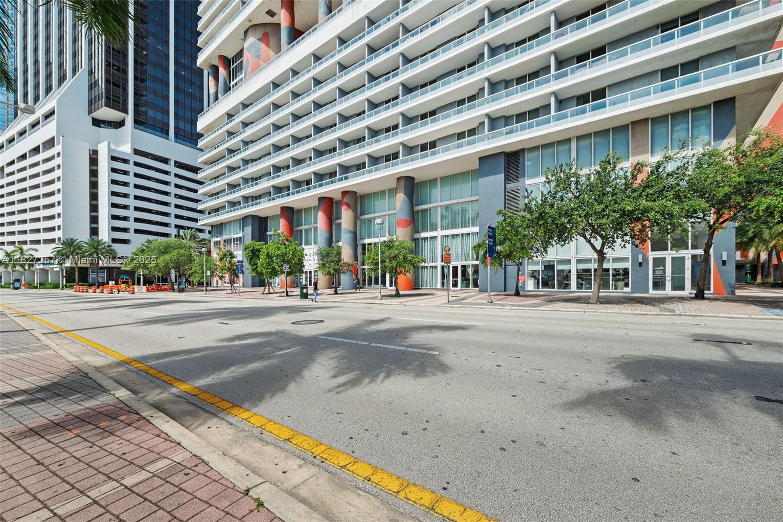 50 BISCAYNE CONDO - Residential