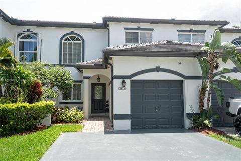 Townhouse in Miramar FL 4954 129th Ter Ter.jpg